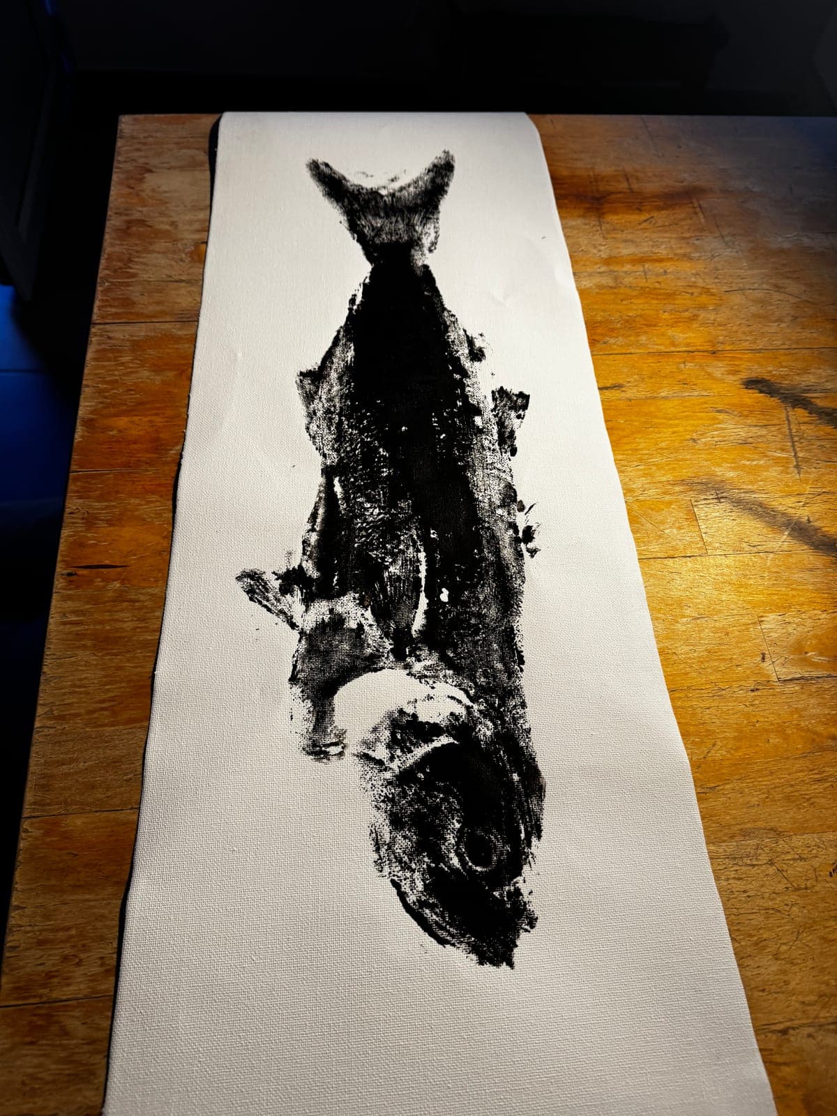 Gyotaku : empreinte à l'encre d'un poisson réalisée par Justin